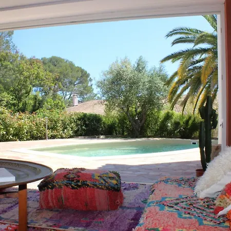 Apartment Dans Calme Proche De La Mer Avec Piscine Privee Saint-Raphael (Var)