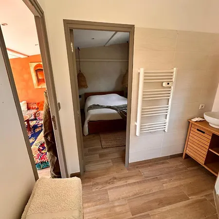 Dans Calme Proche De La Mer Avec Piscine Privee Apartamento
